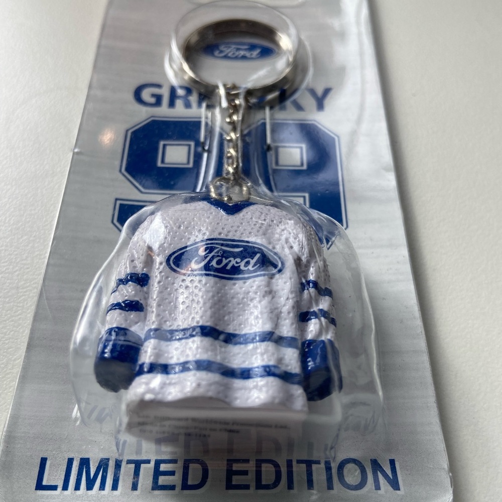 Gretzky 99 Ford Keychain Signed Walter Gretzky Ltd Ed Hockey Sports Memorabilia